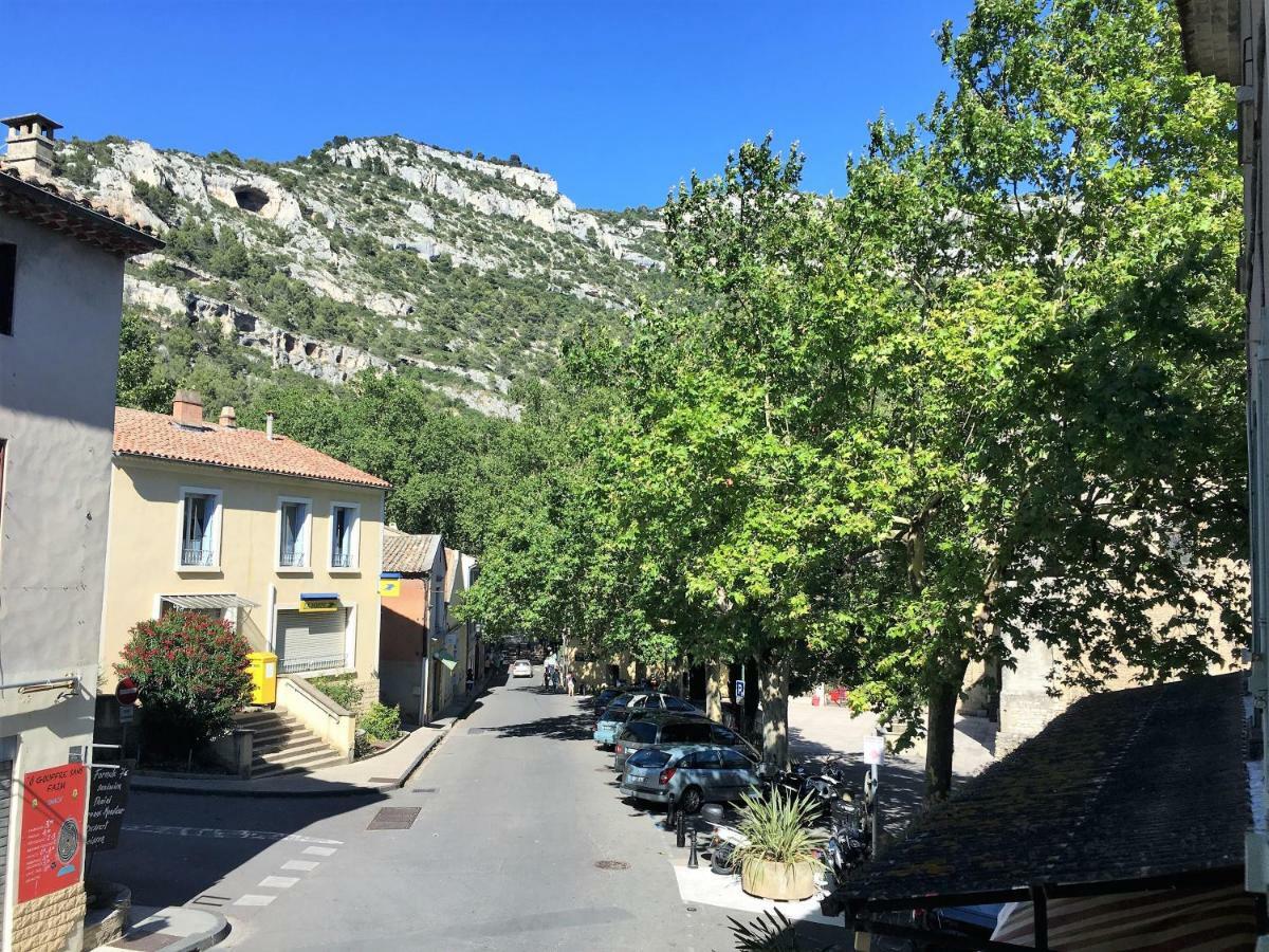 Sejour Authentique Et Provencal Apartment Fontaine-de-Vaucluse Exterior photo